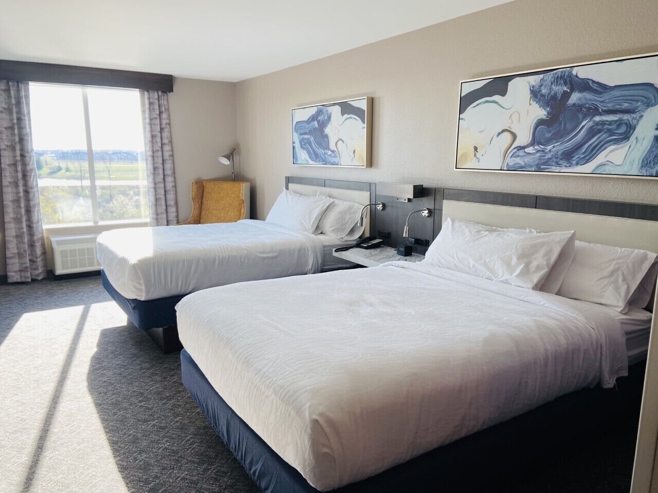 Hilton Garden Inn guestroom